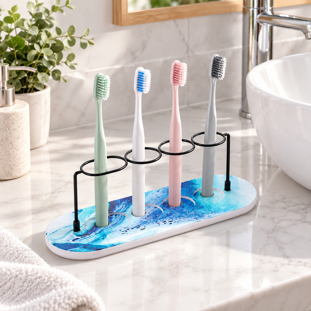 Rangement Brosse À Dents Diatomite – Bleu sur un lavabo lumineux