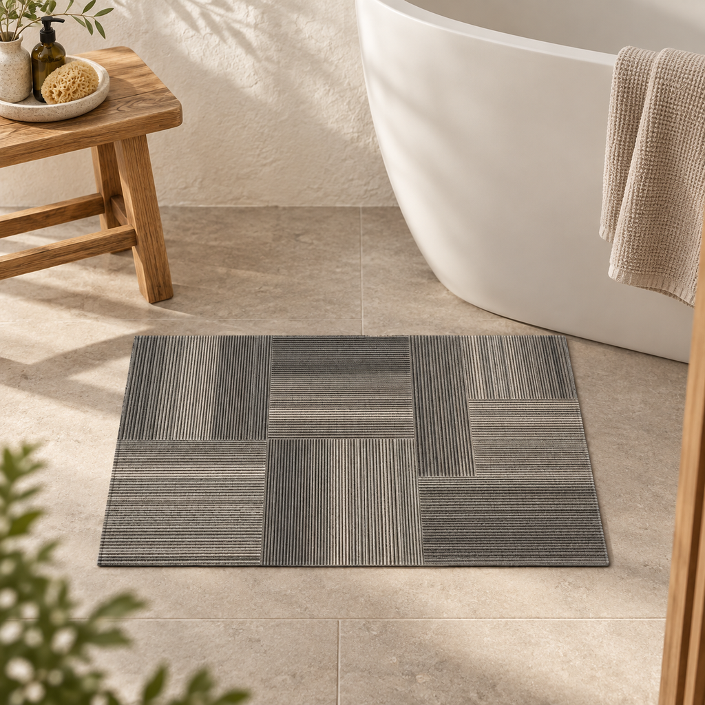 Tapis De Bain 60x90 – Gris Mosaïque dans une ambiance spa