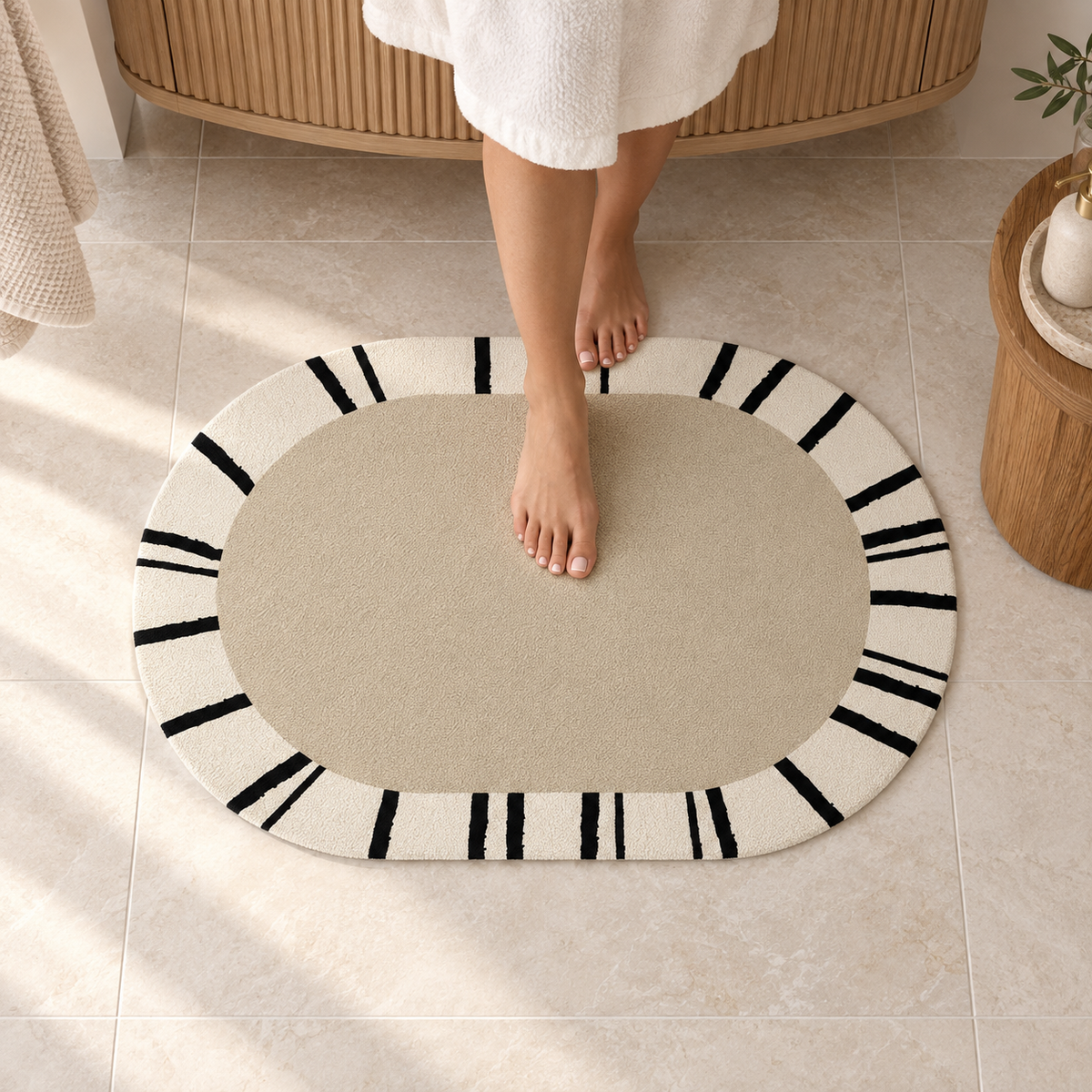 Tapis Salle De Bain Contemporain – Cadre Rythmé / 40cmx60cm, Cadre Rythmé / 50cmx80cm, Cadre Rythmé / 60cmx90cm dans une s…